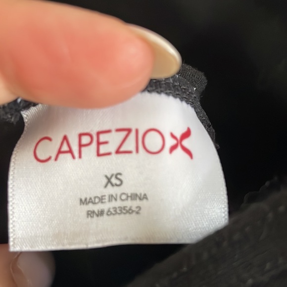 Junior girls/ladies black dance bodysuits - assorted sizes/styles - Picture 15 of 15